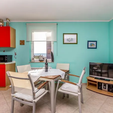 Sunfun Apartment
