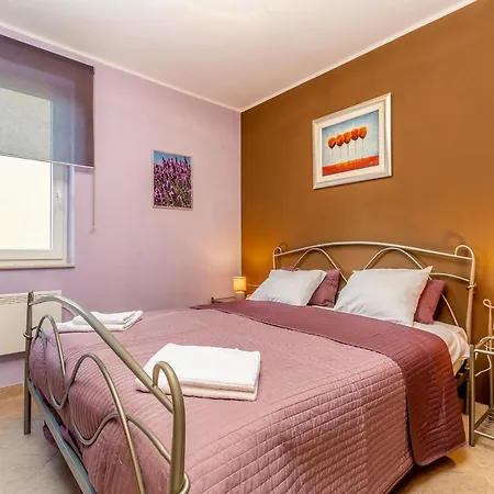 Sunfun Apartment Čižići
